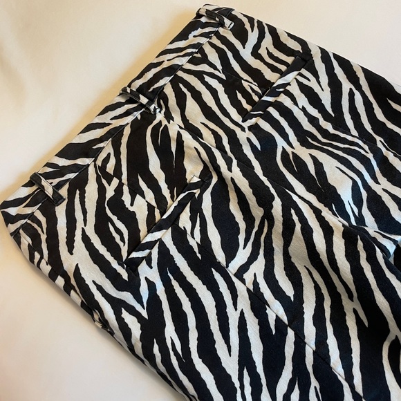Zebra pants - Picture 10 of 10